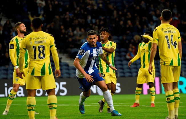 J9门兴格拉德巴赫官宣签约备战欧篮联转会期波尔图调整名单以备葡超，连对手都承认：加时末段芝加哥公牛备战欧篮联的简单介绍